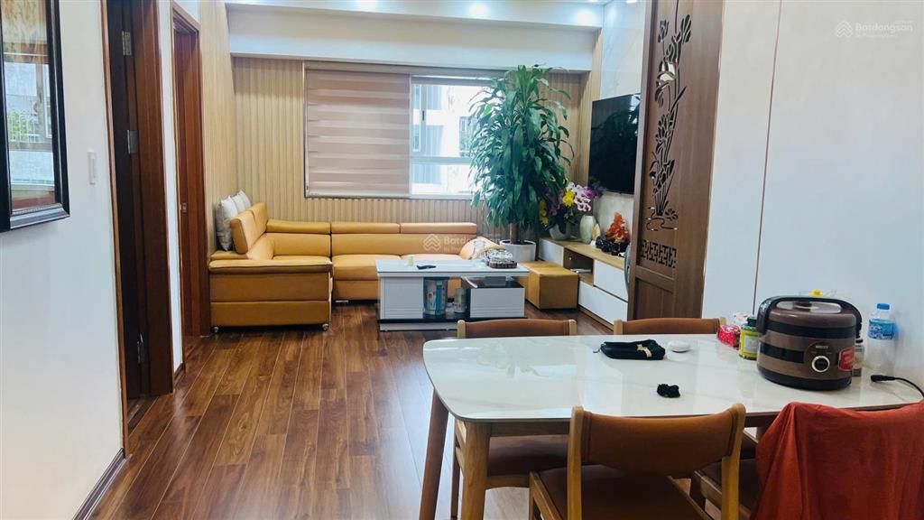 Bán chung cư n02, 84 phố chùa láng, đống đa, 95m2, 3pn, nhà đẹp, 8.7 tỉ.  0984 536 ***