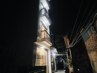 Nhà 48m2*4t mới, 2 mặt thoáng, ô tô sát nhà ngay cầu quán gánh, ql1a. sđcc