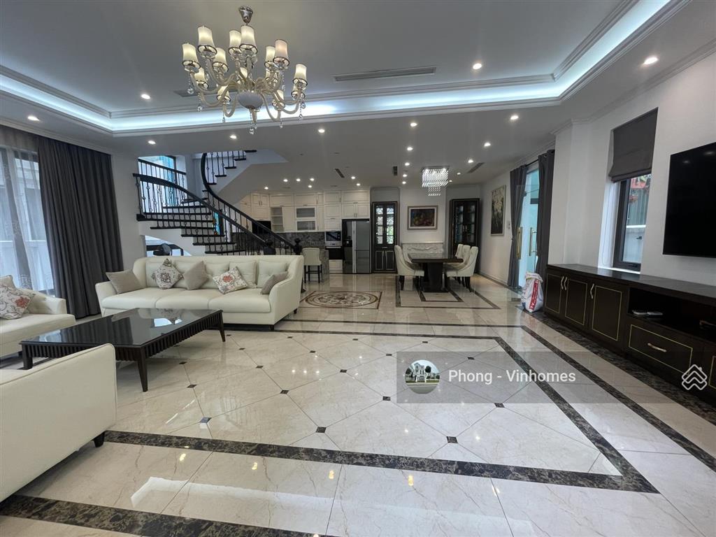 Cho thuê biệt thự riverside 4pn 220m²  full nội thất  sân vườn rộng  giá 40tr