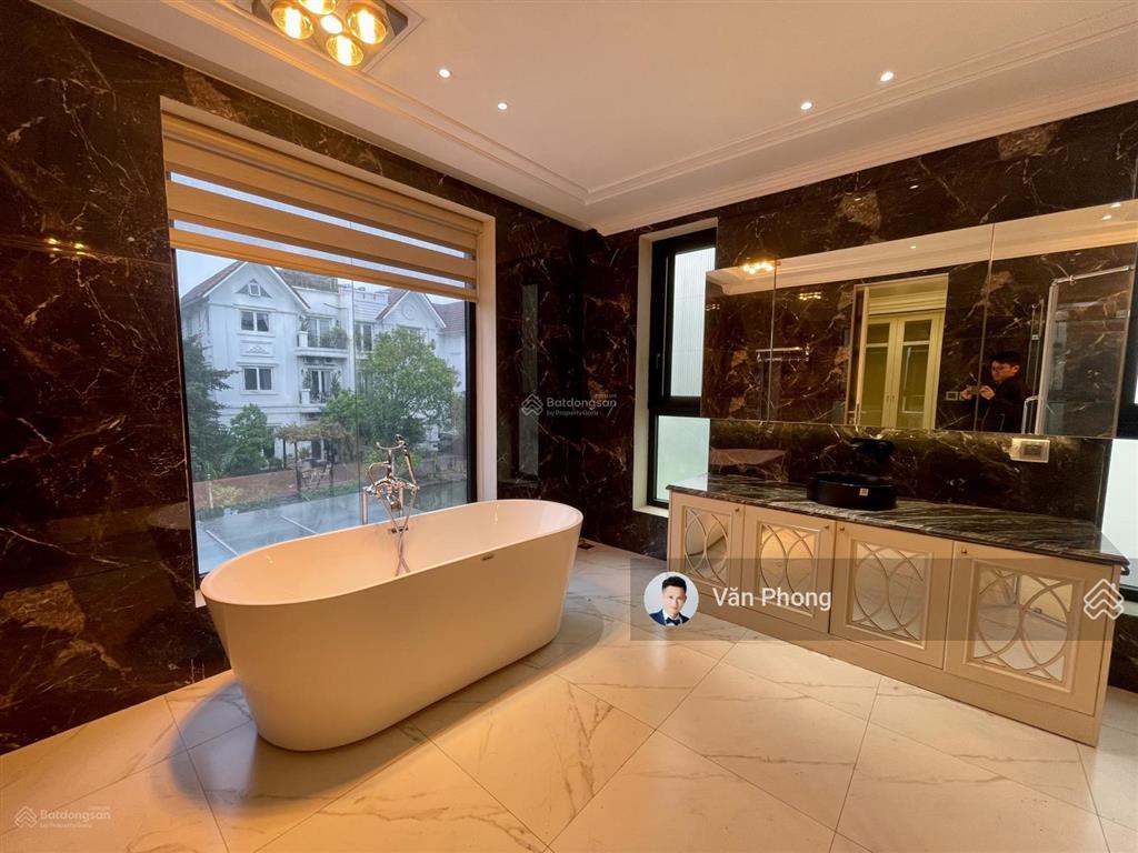 Cho thuê gấp biệt thự 4pn, 5wc tại vinhomes riverside, 48 tr/th, 405m2, long biên, hà nội