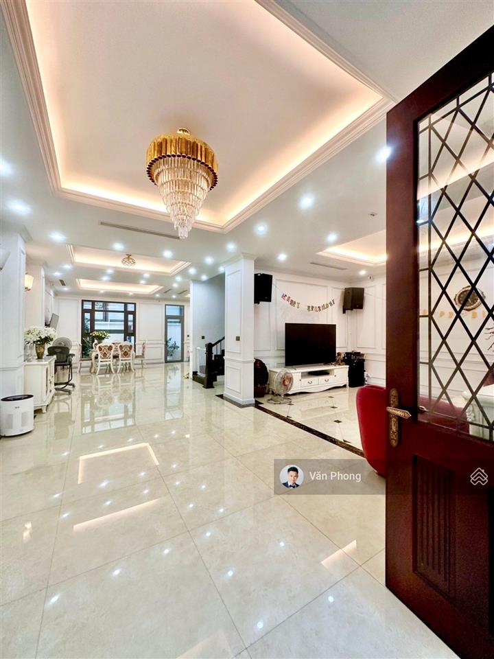 Cần bán căn liền kề tại vinhomes harmony, ở ngay, giá 36 tỷ
