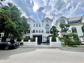 Cho thuê biệt thự 550m2 tại vinhomes riverside, 110 triệu/tháng, q. long biên