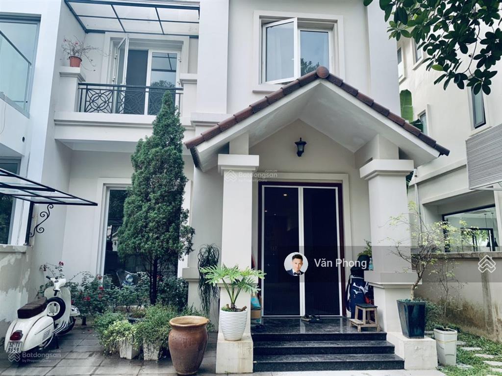 Cho thuê biệt thự vinhomes riverside, full nội thất, vào ở ngay, giá 35tr