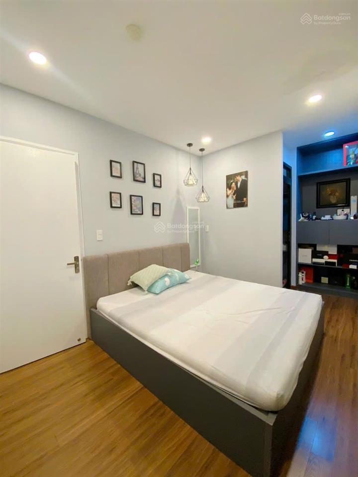 Cđt chiết khấu 10% bán căn 87m2 2 phòng ngủ + 2 wc  giá 4,650 tỷ. 0909 278 ***