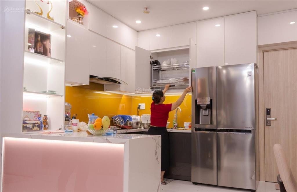 Cho thuê căn 1 phòng ngủ và 2 phòng ngủ giá 11 triệu  full nội thất cao cấp.  0909 278 ***