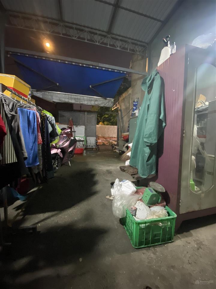 Bán đất 4,5 ty dt 60 m giáp vạn phúc đường xe 7 chổ