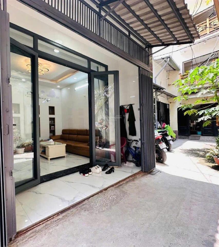 Tặng hết nội thất xịn. nhà hẻm quang trung, chợ cầu gò vấp, gần chùa yên tĩnh, không khí thanh tịnh