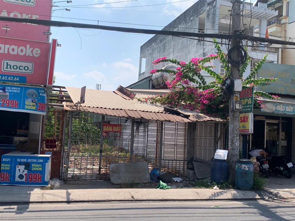 Bán đất mt 225 hoàng hữu nam, dt 230 m2 giá chỉ 24 tỷ