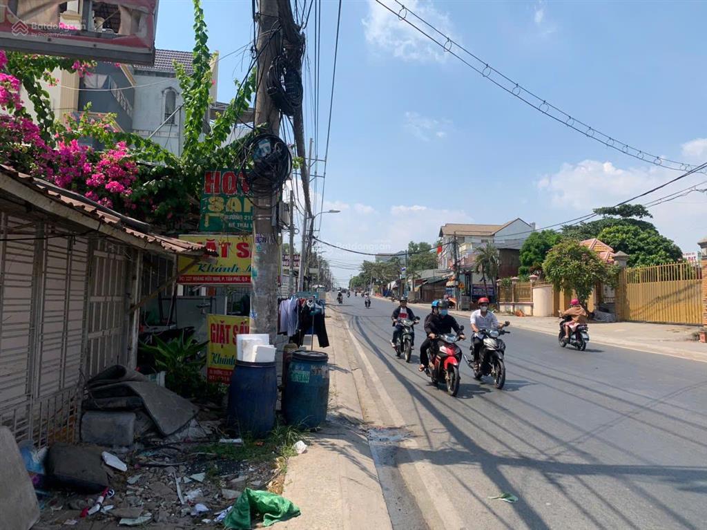 Bán đất mt 225 hoàng hữu nam, dt 230 m2 giá chỉ 24 tỷ