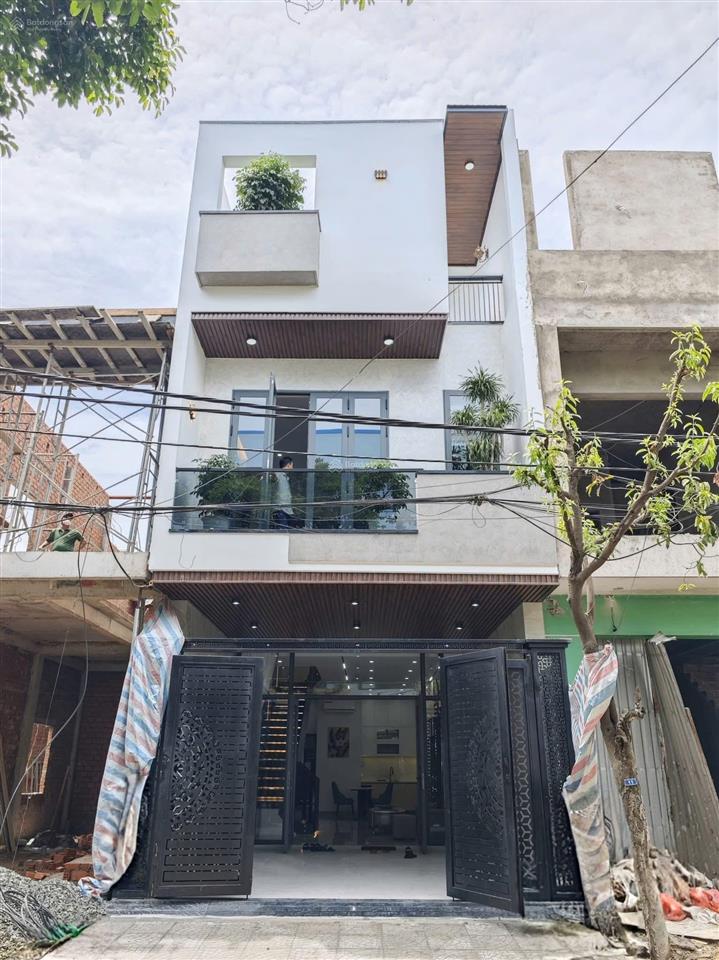 Bán nhà 3 tầng vip mt 03 nguyễn chích  full nội thất hiện đại