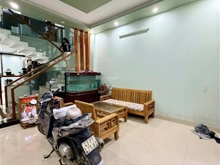 Bán nhà 3 tầng mặt tiền trần quý khoách, dt 90m2 giá 6,79 tỷ còn tl