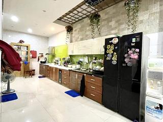 Bán nhà 2 tầng mặt tiền nguyễn xí, gần lý thái tông, dt 125m2 giá 8.5 tỷ thương lượng