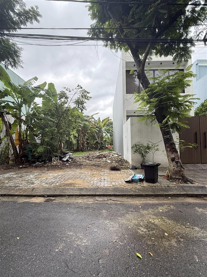 Bán gấp đất mặt tiền trần quý khoách, gần hồ tùng mậu, dt 90m2 giá 6.15 tỷ