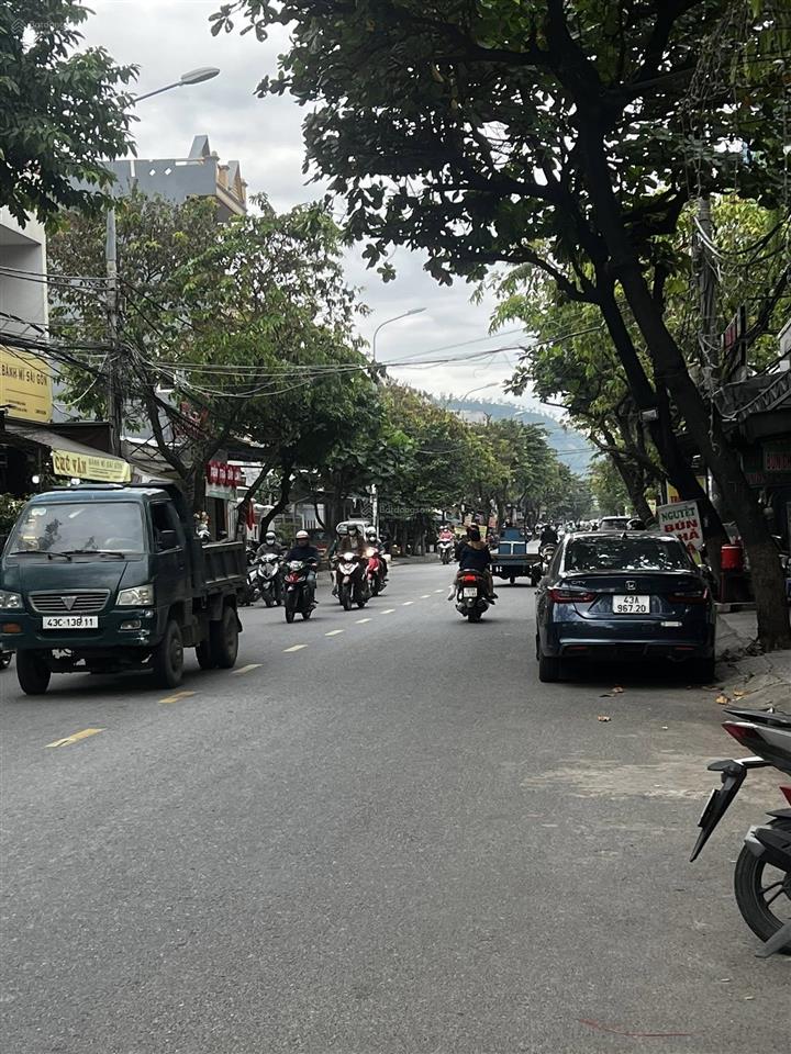 Bán lô đất mặt tiền phạm như xương ngay sát đh sư phạm, dt 100m2 ngang 4.2 m