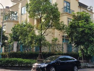 Bán biệt thự khu vip ciputra, tây hồ, diện tích 445m2, mặt tiền 15m, xây 4 tầng, giá chỉ 110 tỷ