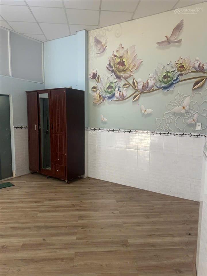 Bán nhà riêng đẹp, nhiều tiện ích tại đường 10, thủ đức, 4,7 tỷ, 95,6m2