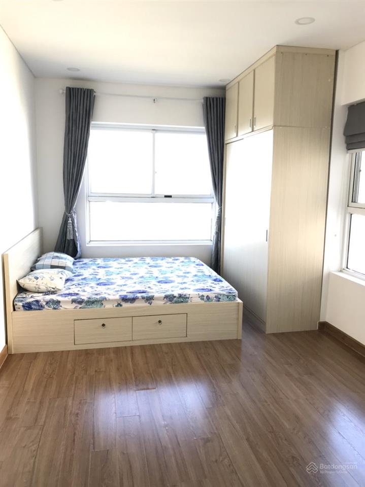 Kẹt tiền cần bán gấp căn hộ dragon hill 2, giá 3.9 tỉ dt 75m2, 2pn2wc, có sổ hồng