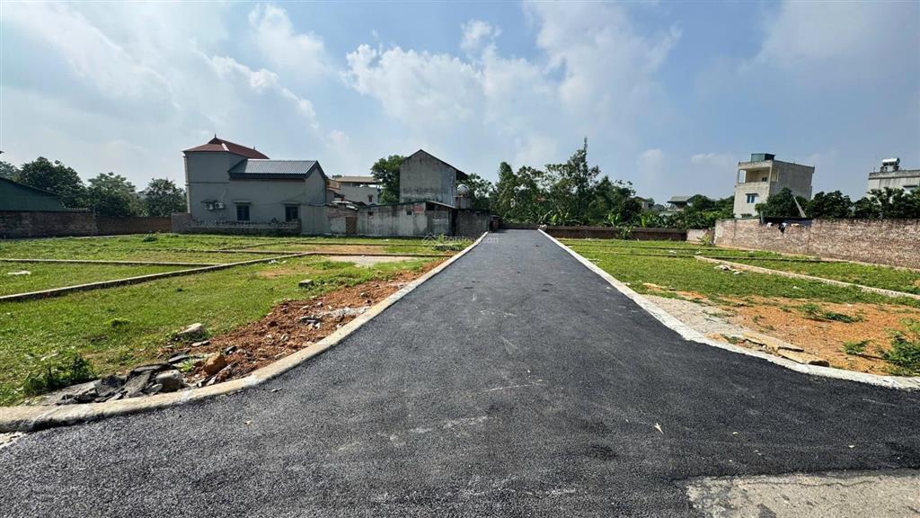 Chính chủ bán đất đẹp 100m thôn cánh chủ, bình yên, thạch thất