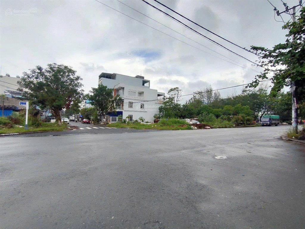 Bán 139m2 đất góc 2 mặt tiền đường nguyễn xiển và nguyễn đình trân