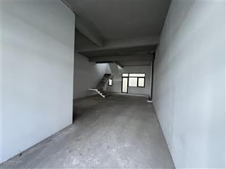 Căn nhà phố diện tích hiếm 6x20m, kdc verosa park, giá bán 18 tỷ nhà thô