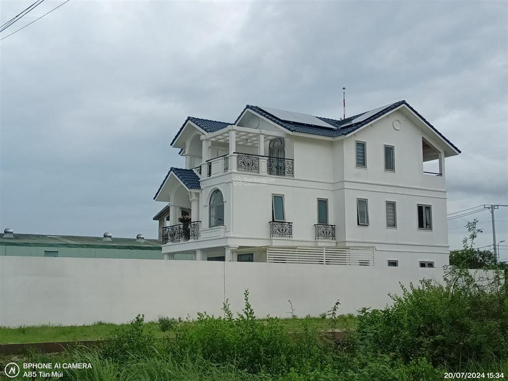 Bán lô biệt thự đơn lập kdc bách khoa 13,7x33  448m2 full thổ cư, giá bán 58 tr/m2  26 tỷ