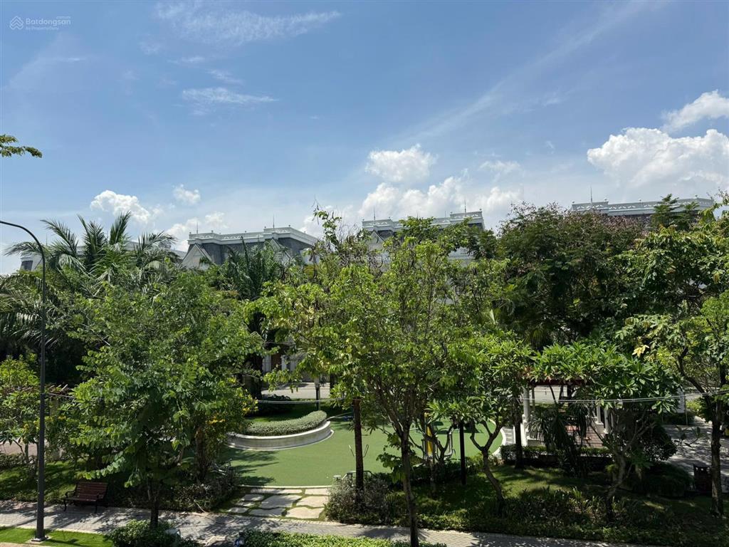 Bán biệt thự đơn lập view trực diện công viên victoria village 15x20m  267m2, sổ hồng giá 65 tỷ tl