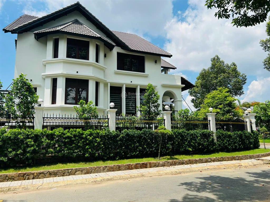 Bán nền hiếm 18x21 chỉ 1 nền hiếm có 378m2, giá 62 tr/m2