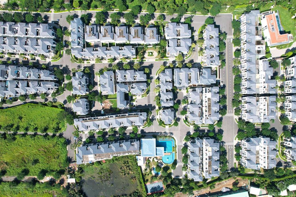 Cập nhật giá bán 30 căn verosa park, và căn góc hiếm 144,5m2, 8x18m 22 tỷ kế công viên