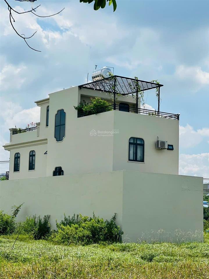 Siêu hot! duy nhất nền 189m2, 7x27 vị trí sạch đẹp đường cao thoáng giá bán 14,3 tỷ, sổ cá nhân