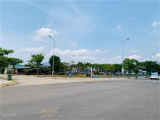 Chính chủ gởi bán nhanh lô góc golden hill  đối diện công viên trục chính