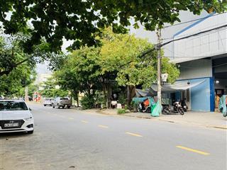 Chính chủ gởi bán mặt tiền trục 10,5m lương trúc đàm  đối diện bến xe trung tâm
