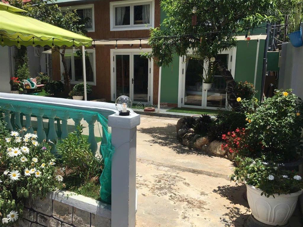 Ngợp bank gia đình cúng tôi bán rẻ từ 26 tỷ nay lỗ mạnh giảm chỉ còn 12 tỷ