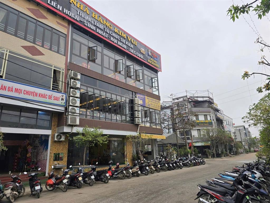 Chính chủ khu đất dịch vụ tổ 5 quang minh, kinh doanh sầm uất giá chỉ 130tr/m2