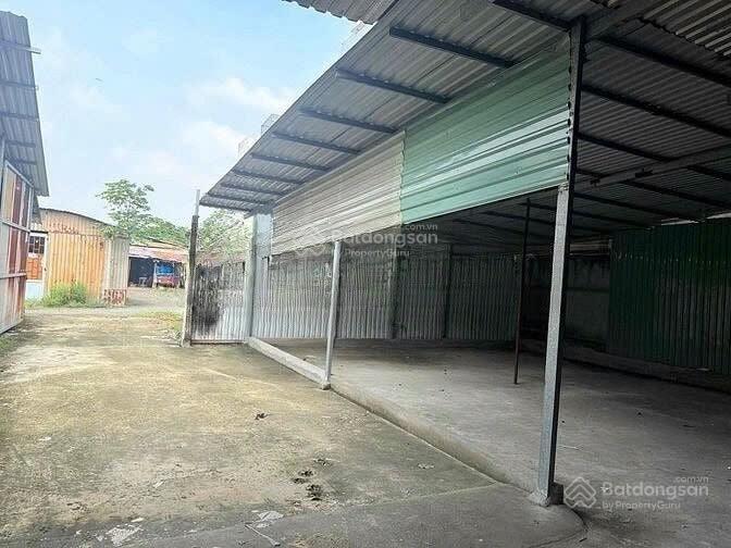 Cho thuê kho 300m2 đường ao đôi quận bình tân/ gần mã lò  quốc lộ 1a