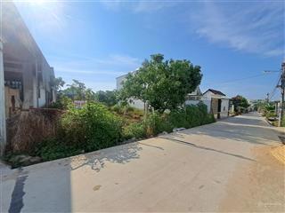 Bán lô đất tuyệt đẹp ngay ngã tư biển hồ, gần chợ gần trường cấp 1,2,3 cách danh thắng biển hồ 2km