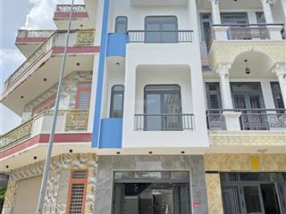 Bán nhà 1 trệt 2 lầu hoàn công gần ngã tư miếu ông cù 500m, p.bình chuẩn, tp.thuận an