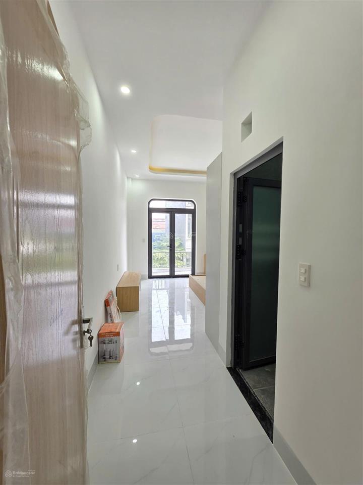 Bán nhà 1 trệt 2 lầu hoàn công gần ngã tư miếu ông cù 500m, nội thất đầy đủ bình chuẩn tp. thuận an