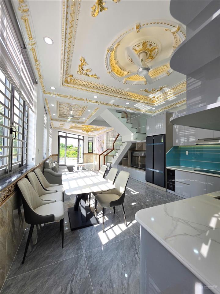 Bán nhà 2 mặt tiền, gần làng đại học quốc gia,gần làng đại học thủ đức 900m bình an, dĩ an