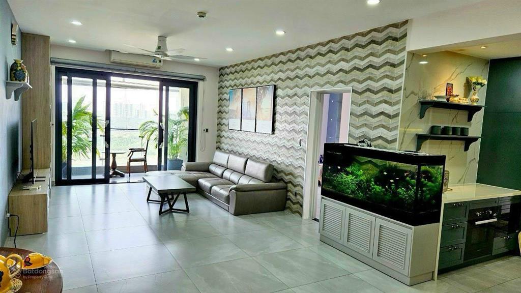 Bán gấp grand view 118m2 lầu cao, view sông giá 9,3 tỷ  3pn, nhà đẹp, ở liền  0918 080 ***