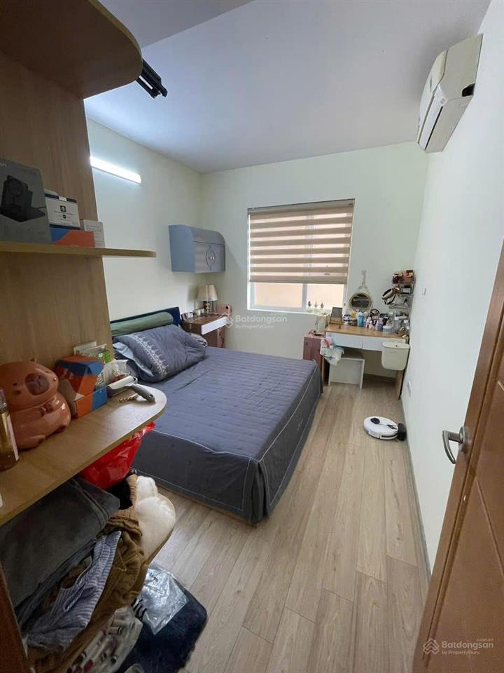 Chính chủ bán căn 1 ngủ phenika tầng trung sẵn khách thuê dài hạn