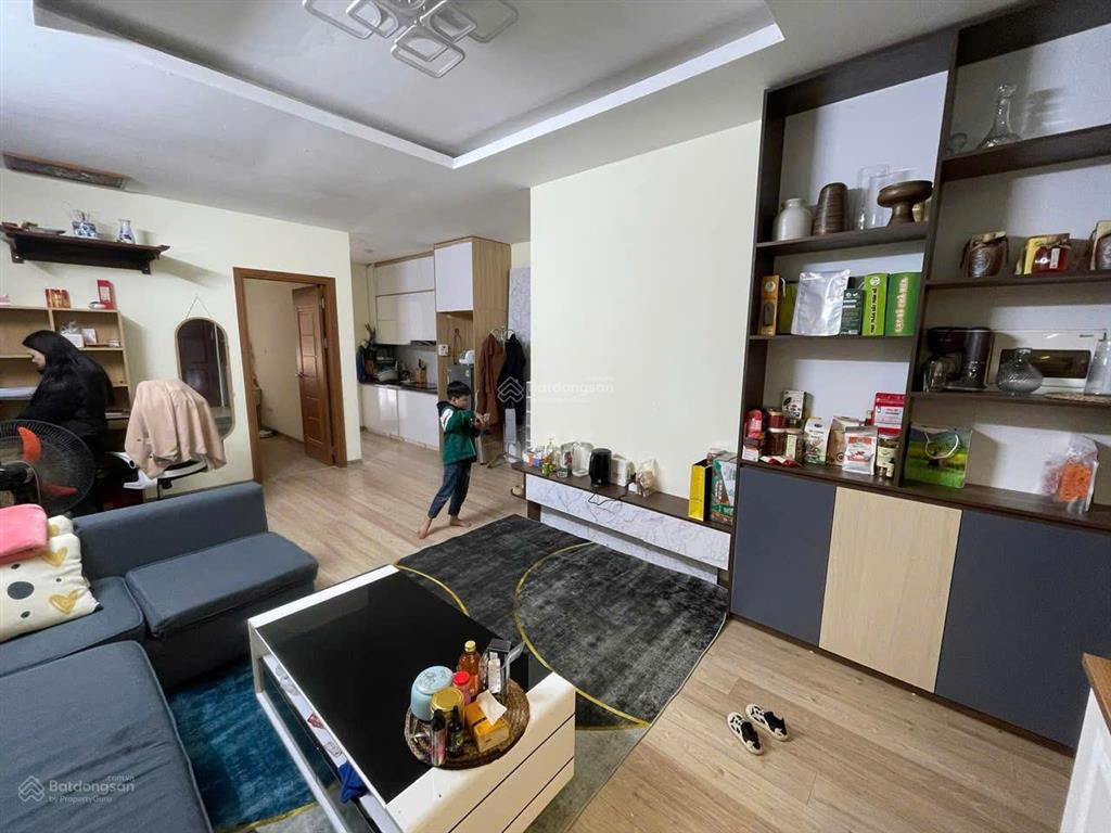 Chính chủ bán căn 1 ngủ phenika tầng trung sẵn khách thuê dài hạn