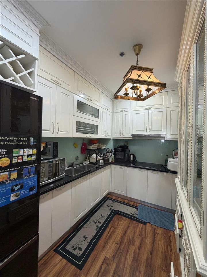 Bán căn hộ cao cấp 3 phòng ngủ shp plaza  trung tâm lạch tray, view đẹp