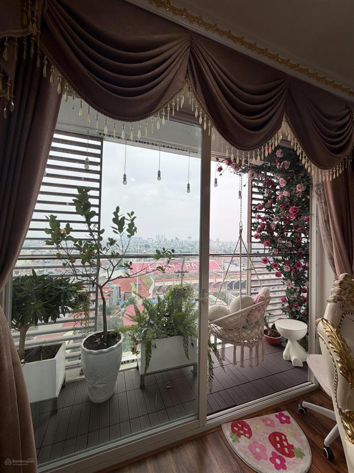 Bán căn hộ cao cấp 3 phòng ngủ shp plaza  trung tâm lạch tray, view đẹp