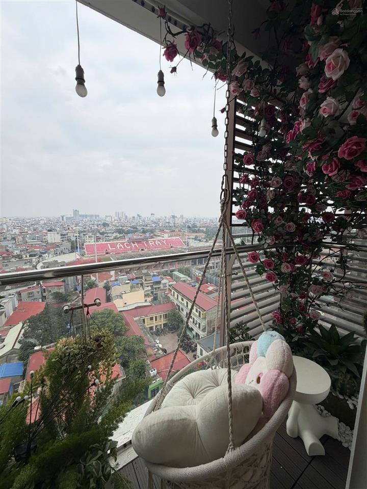 Bán căn hộ cao cấp 3 phòng ngủ shp plaza  trung tâm lạch tray, view đẹp