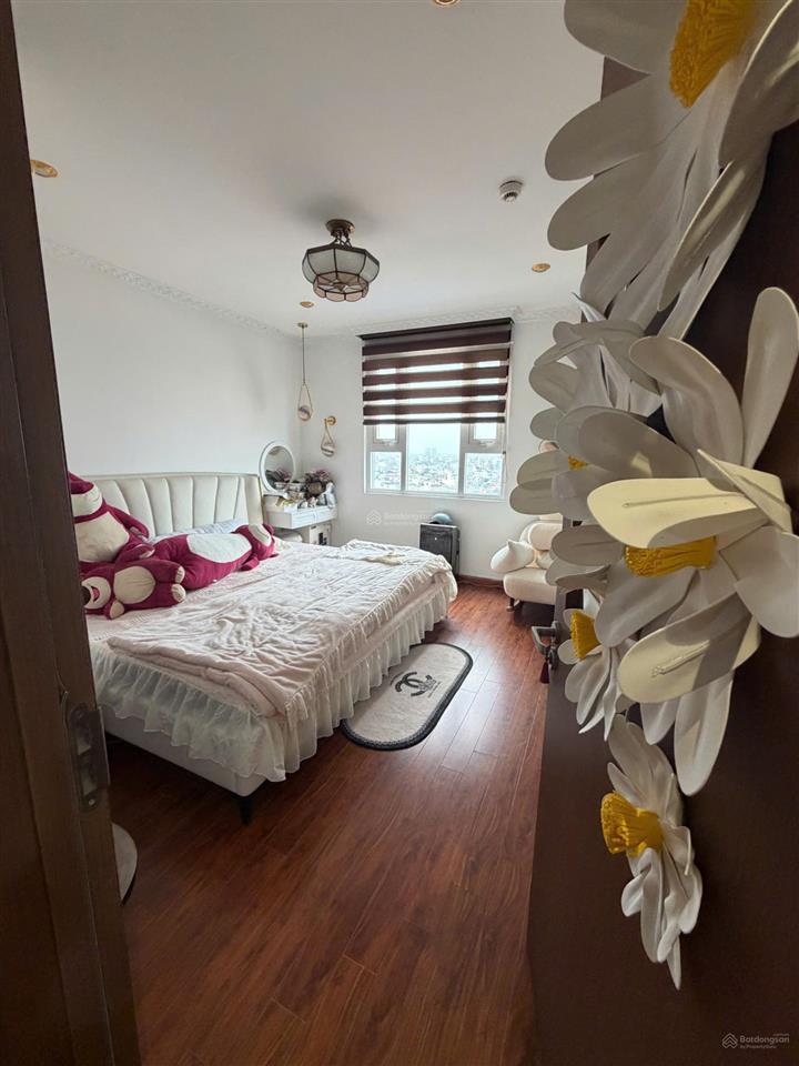 Bán căn hộ cao cấp 3 phòng ngủ shp plaza  trung tâm lạch tray, view đẹp