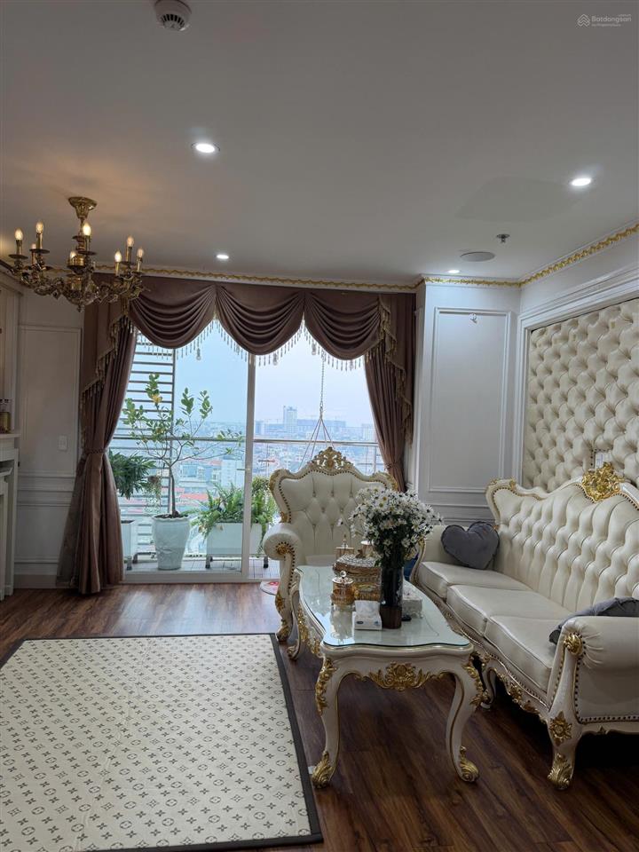 Bán căn hộ cao cấp 3 phòng ngủ shp plaza  trung tâm lạch tray, view đẹp