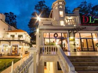 Bán căn biệt thự kiến trúc anh tại trung tâm tp đà lạt, có view trực diện sân golf đồi cù