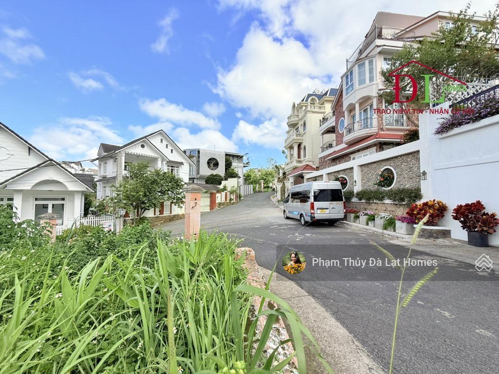 Rẻ nhất khu vực bán đất nền đà lạt lô góc 2 mặt tiền kqh đống đa view thành phố siêu đẹp