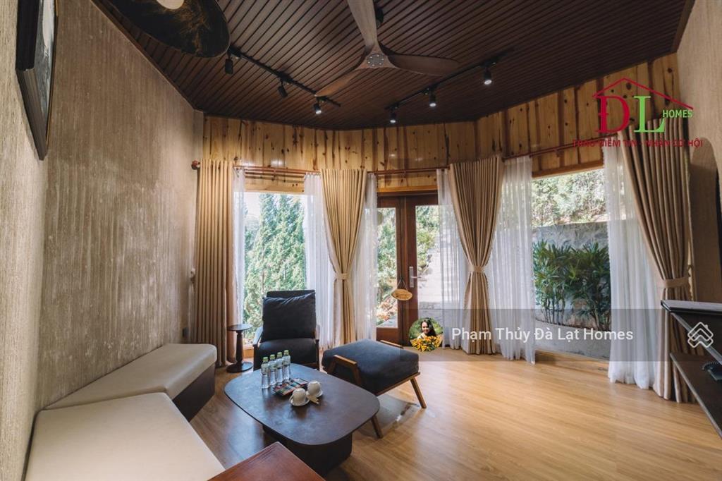 Bán resort sinh thái đà lạt, mặt tiền đường khe sanh, khuôn viên 1,3 ha, giá 270 tỷ