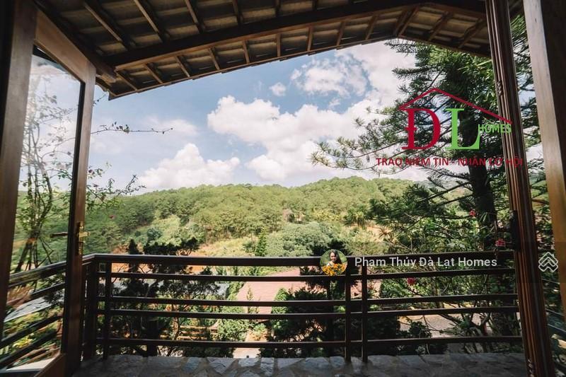 Bán resort sinh thái đà lạt, mặt tiền đường khe sanh, khuôn viên 1,3 ha, giá 270 tỷ